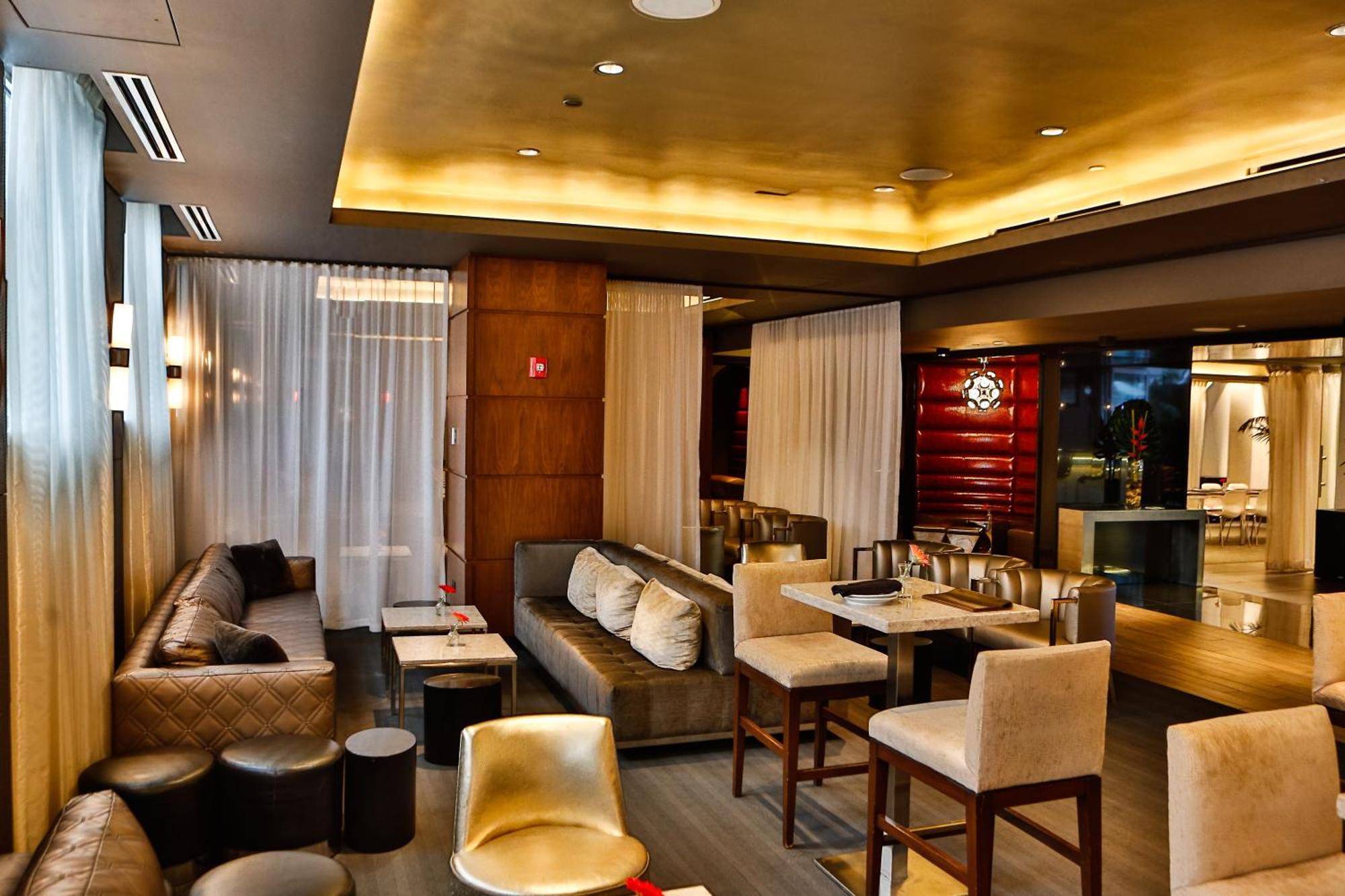 Godfrey Hotel Chicago Exterior photo