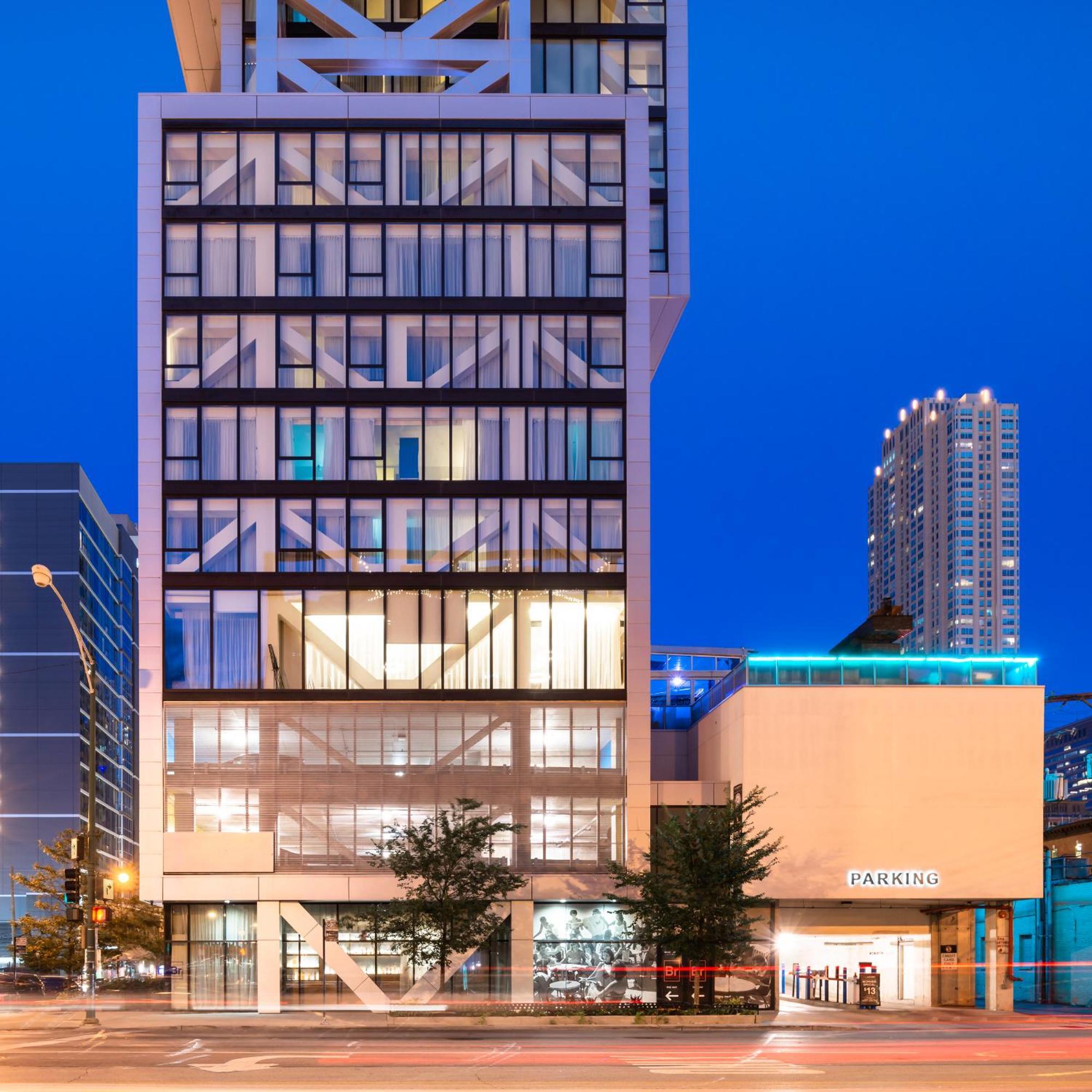 Godfrey Hotel Chicago Exterior photo