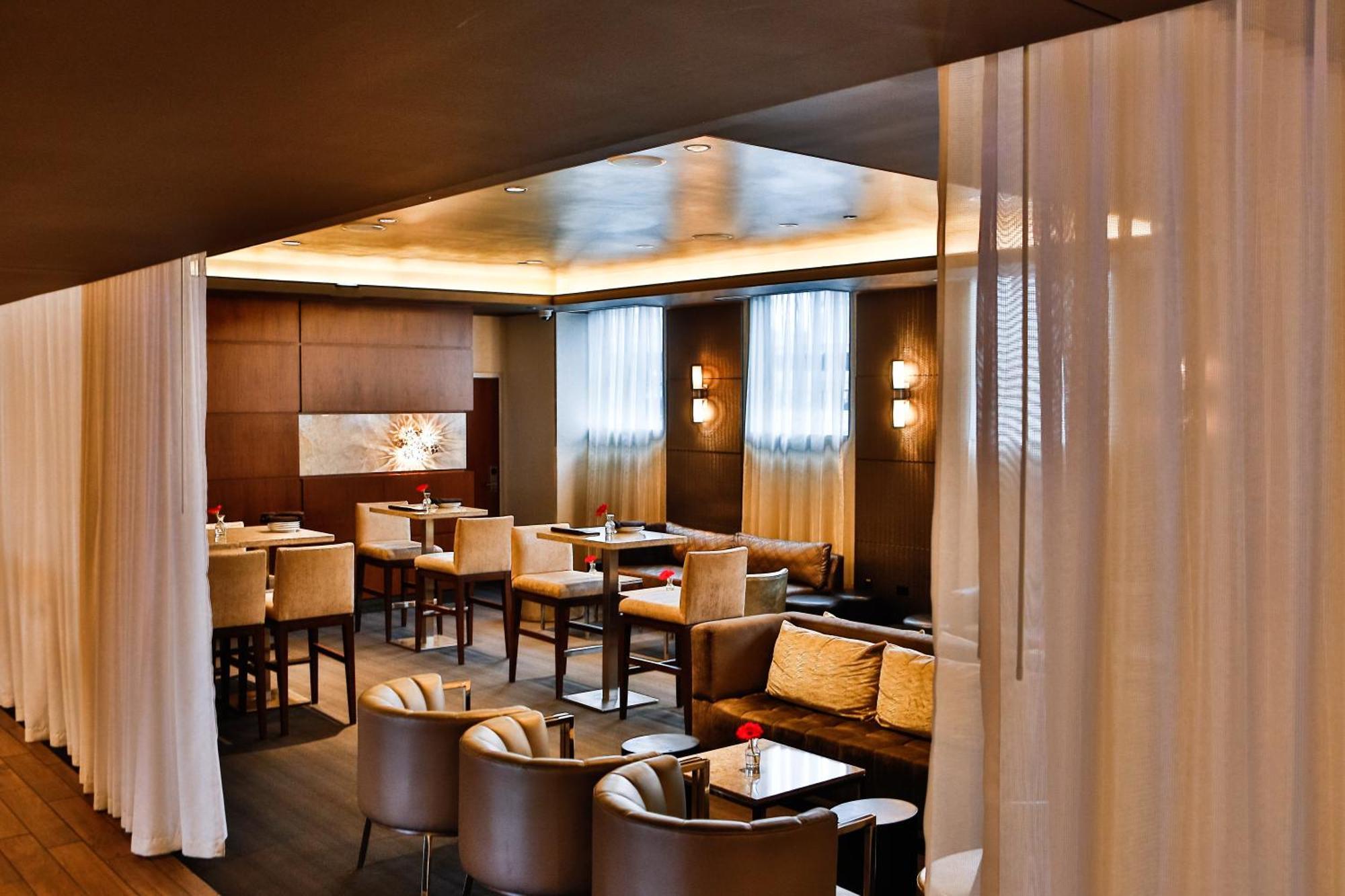 Godfrey Hotel Chicago Exterior photo